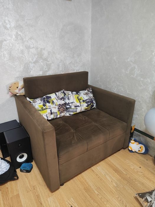 Продаю кресло 10000