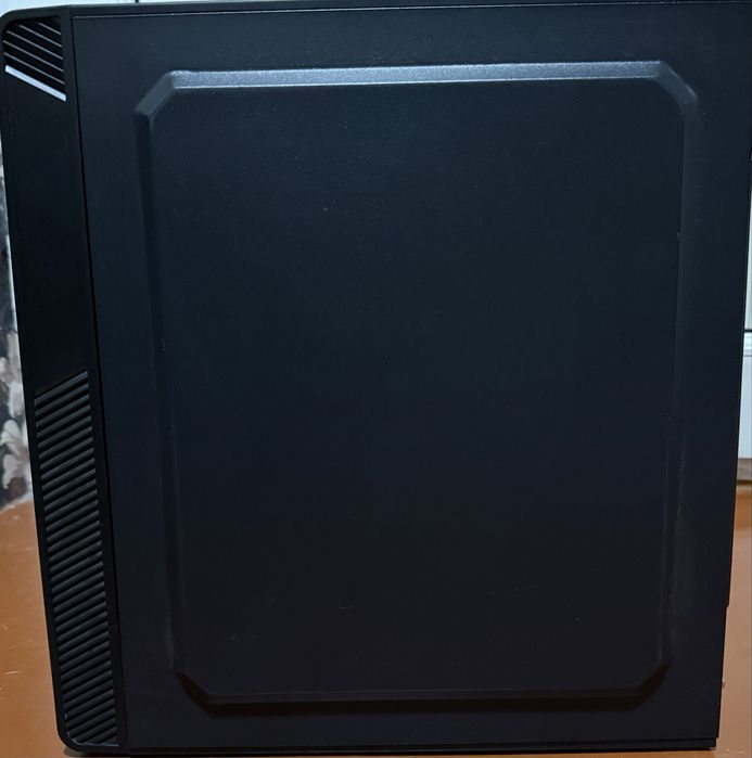 Продам отличный офисный кейс.