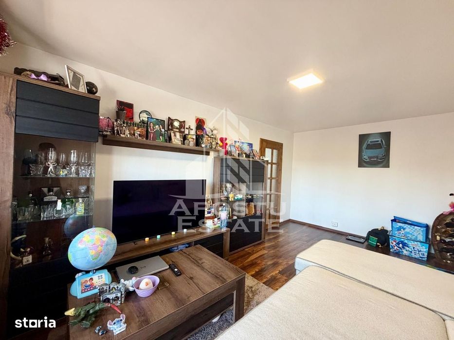 Apartament 3 camere de vanzare, Boxa, Zona Lipovei, Timisoara — fotografia 1