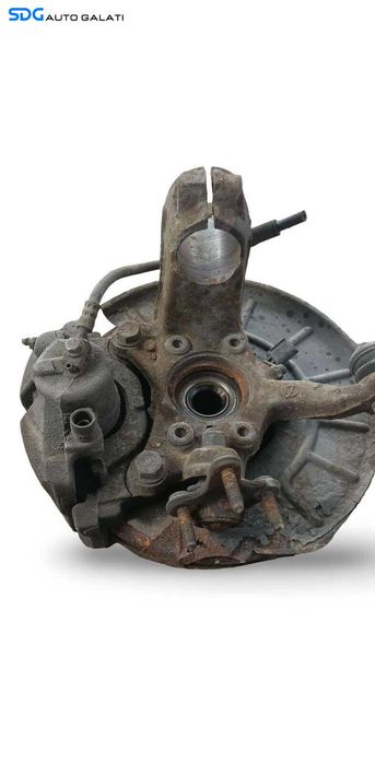 Fuzeta Dreapta Fata Volkswagen Passat B8 2.0 TDI CUU 2015 - 2020 Cod 5C0407256, 5K0498621 [MX0582]