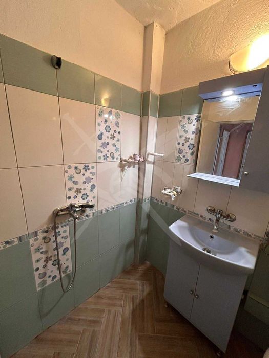 Дава се под наем Тристаен апартамент в Бургас, Славейков - 60 кв.м за 373.83 € - Снимка #10