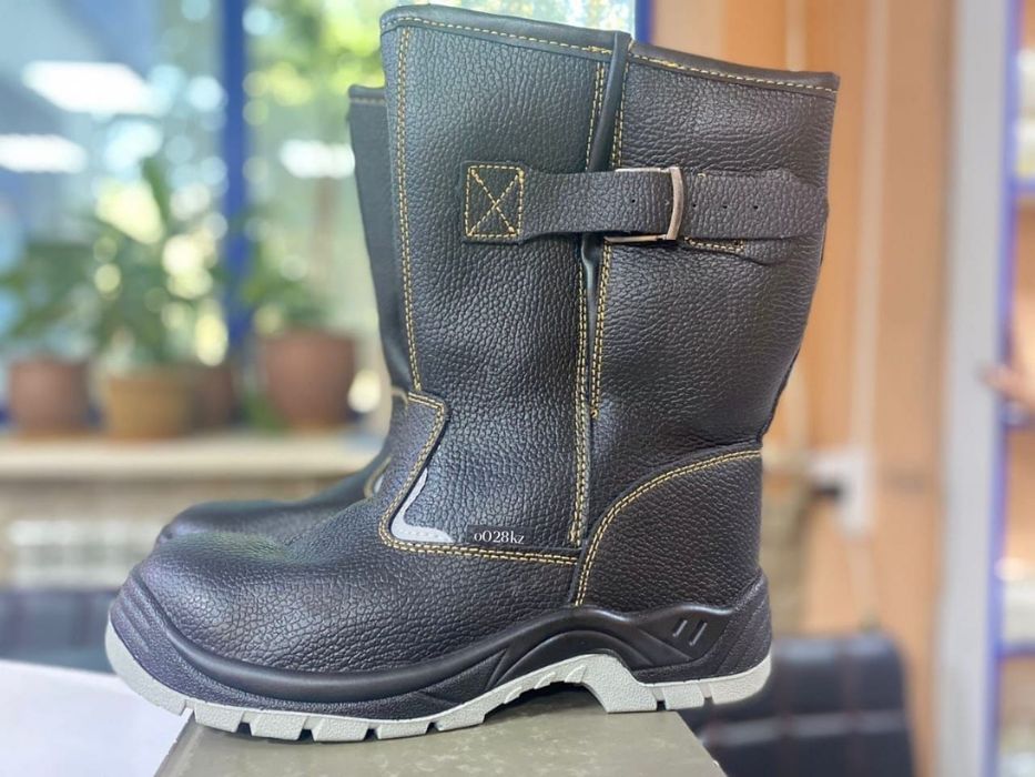 Спец обувь и спец одежда