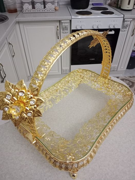 Фрукница , очень красивая