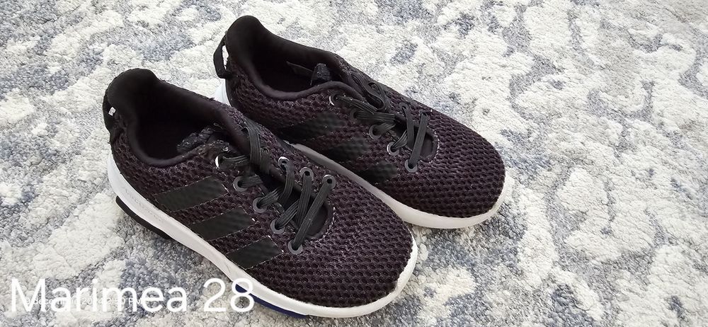 Vand adisasi, ghete Adidas marime 28 - 30