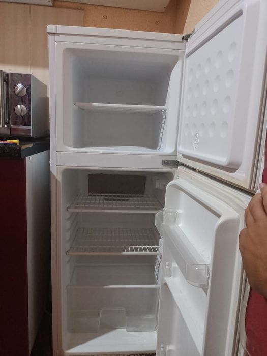 Продам холодильник б/у