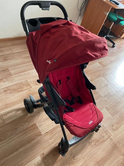 Детская коляска Joie Muze