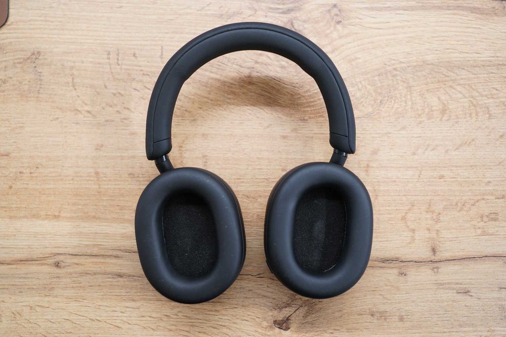 Безжични слушалки Sony WH-1000XM5 черни