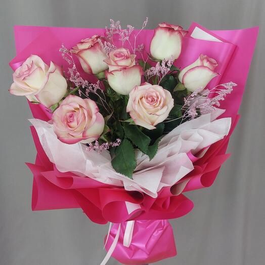 Цветы розы хризантемы лилии  герберы альстромерии гипсофила