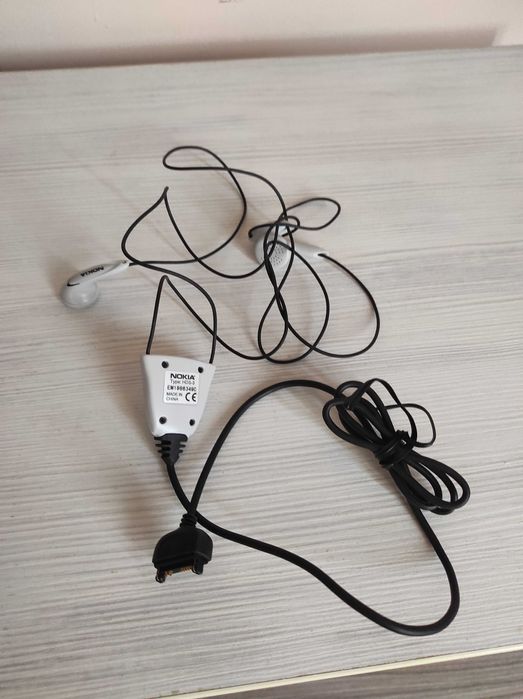 Нови слушалки за телефон, Nokia, Samsung, различни накрайници