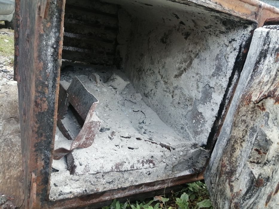 Котёл отопления угольный