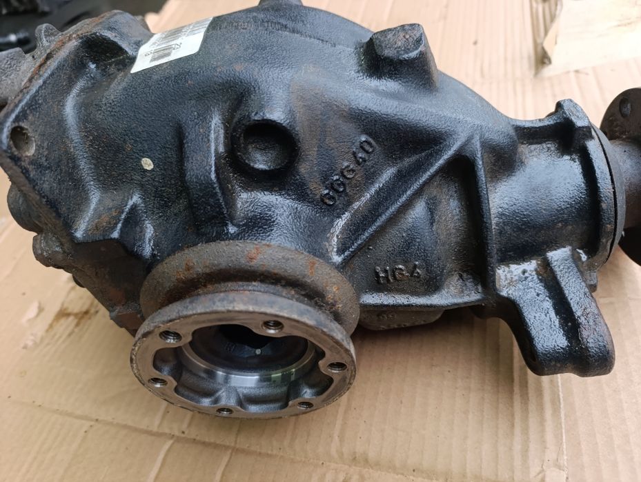 Заден диференциал с число 3.23 БМВ Е46 / BMW E46