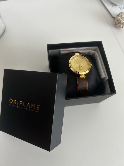 Дамски часовник Oriflame! Нов