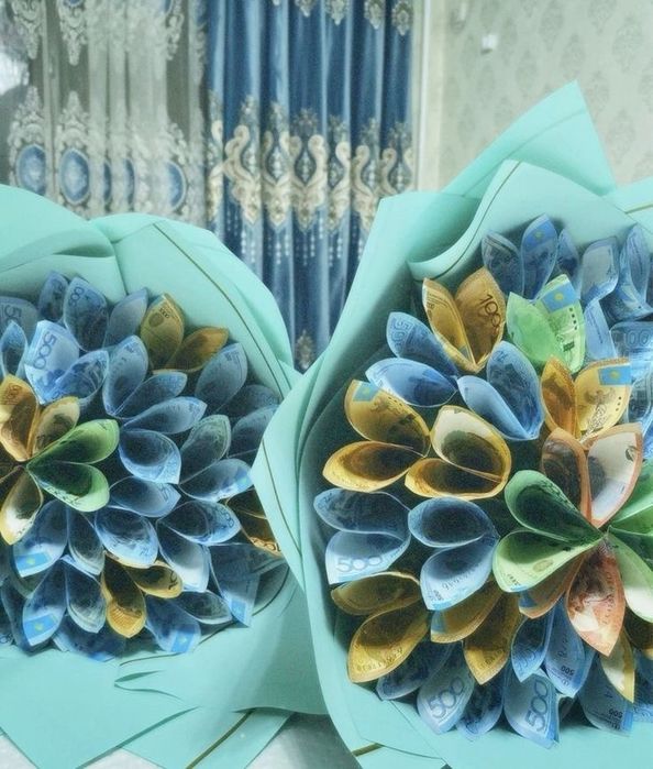 Букеты из денег