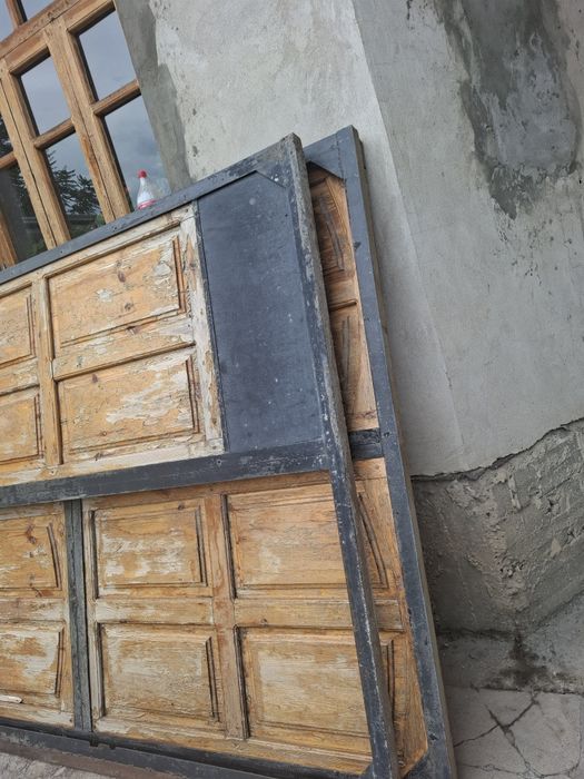 Дарвоза сотилади
