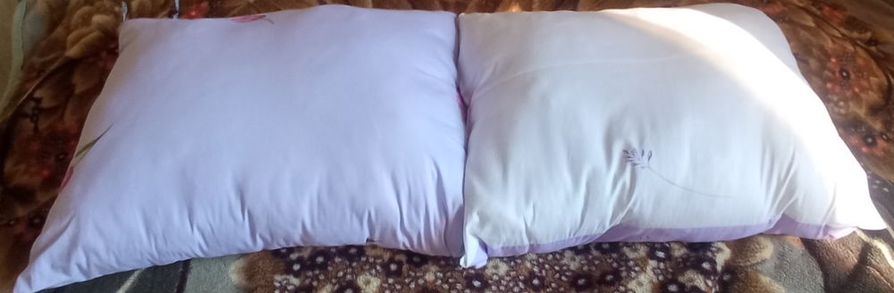 Arzon narxlarda yastiq sotiladi.