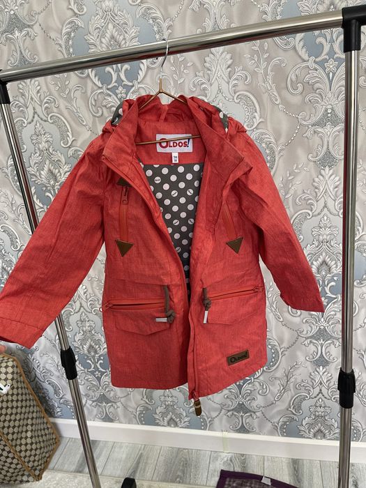 Продам детская куртку