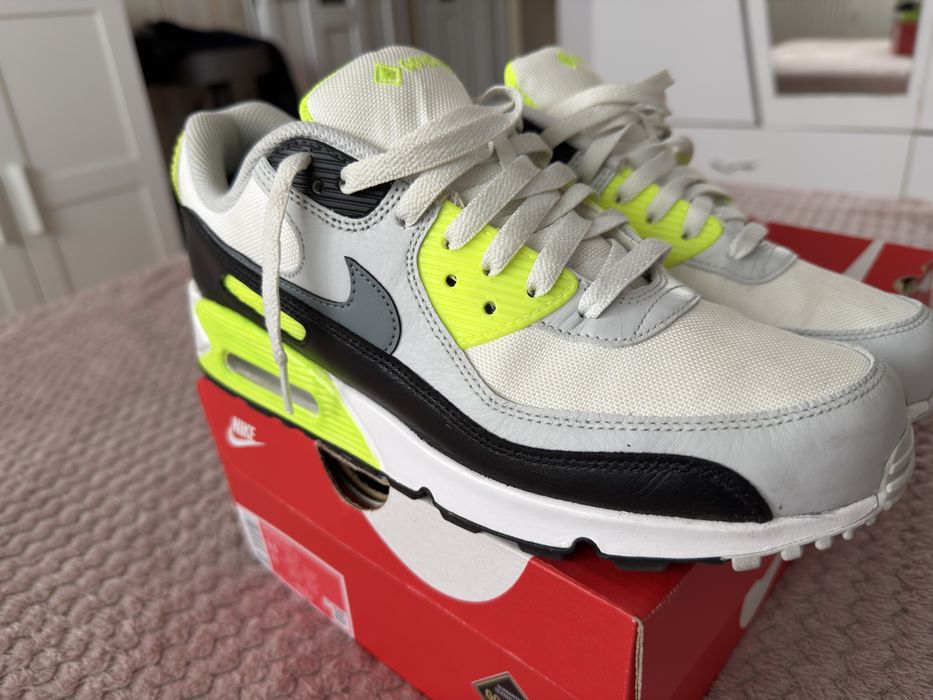 Vând Nike Air Max 90 GTX