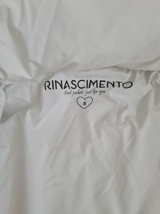 Пуховик сатылады Продам пуховик