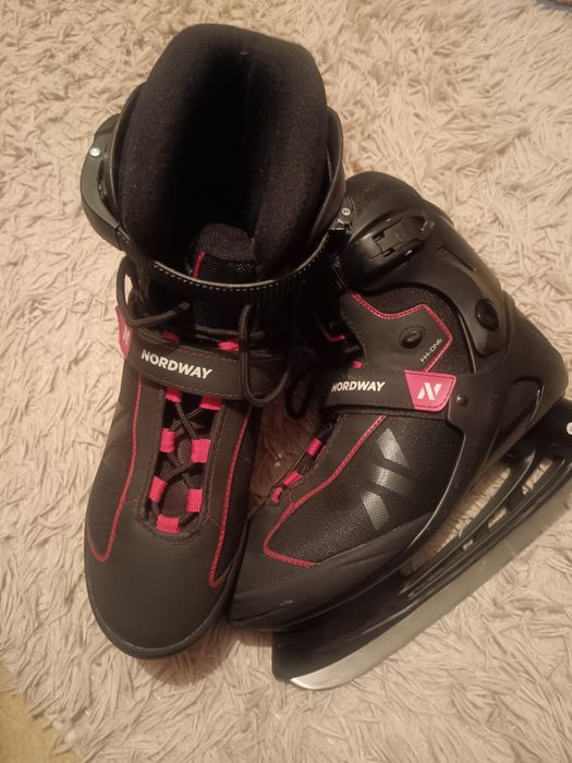 Коньки новые, 43 размер