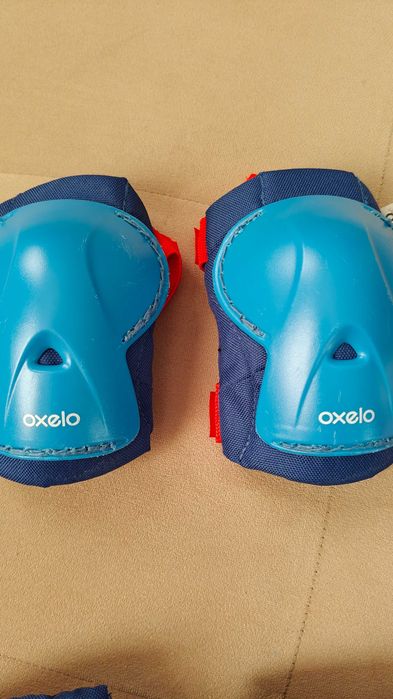 Комплект спортни протектори за ролери