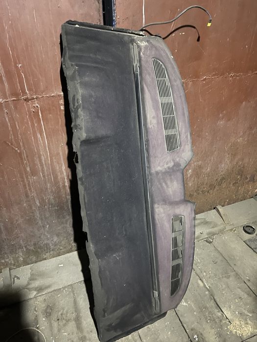 Задняя электро шторка е38