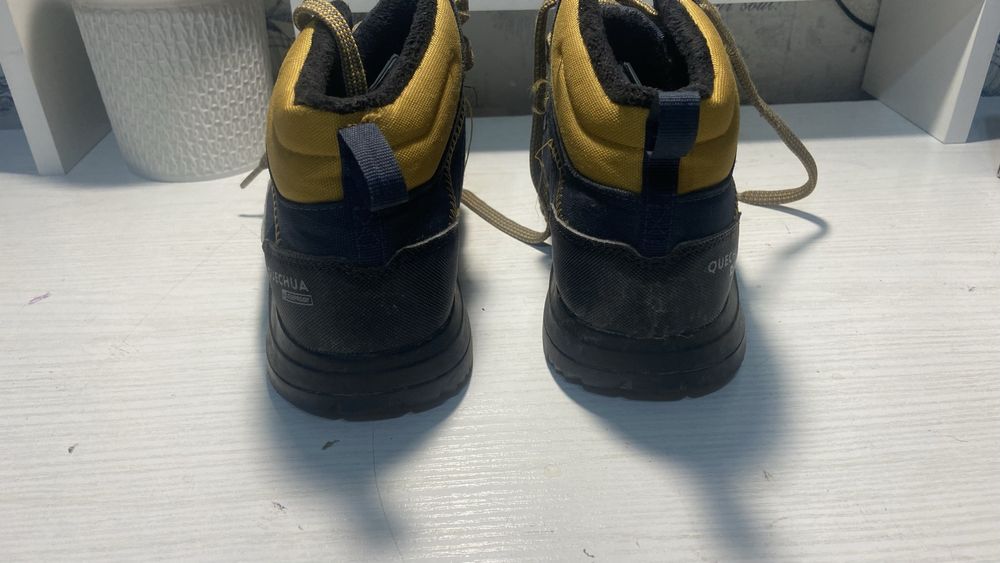 Ботинки Quechua 39 размер