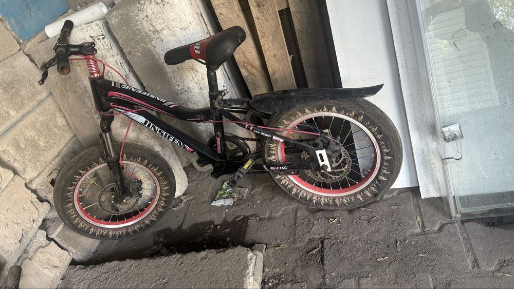 Прадаю велесапед за 10000