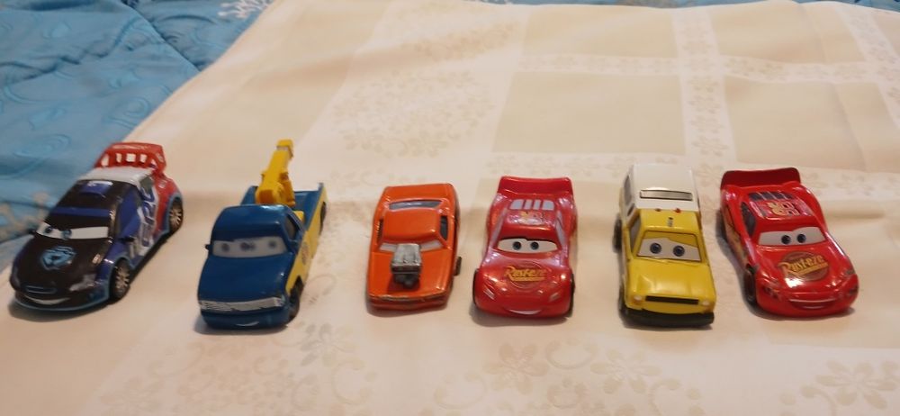 Mașinuțe Disney Pixar 50 lei toate