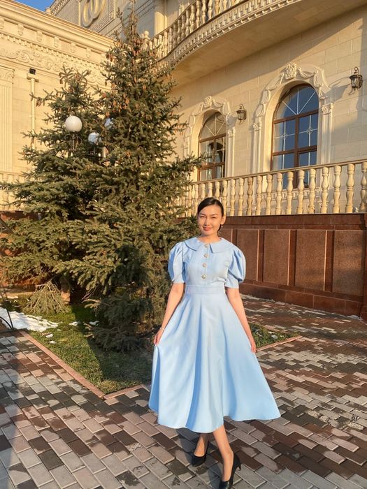 Платья голубой the ice collection