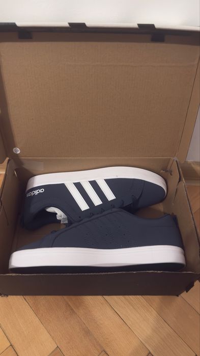 Adidas нови с кутия