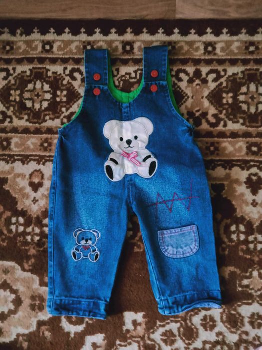 Джинсовые комбинезоны  на 2 и 3 года  по 2500 тенге