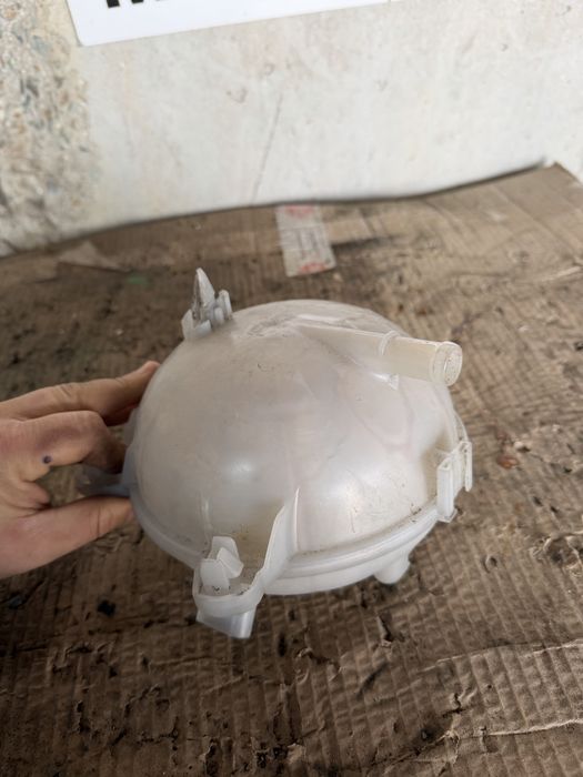 Казанче за антифриз фв ауди / vw audi