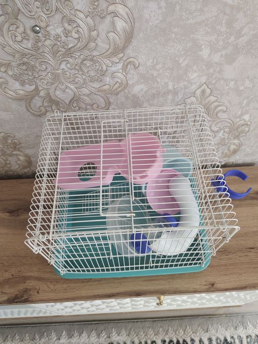 Продам клетку в хорошем состоянии