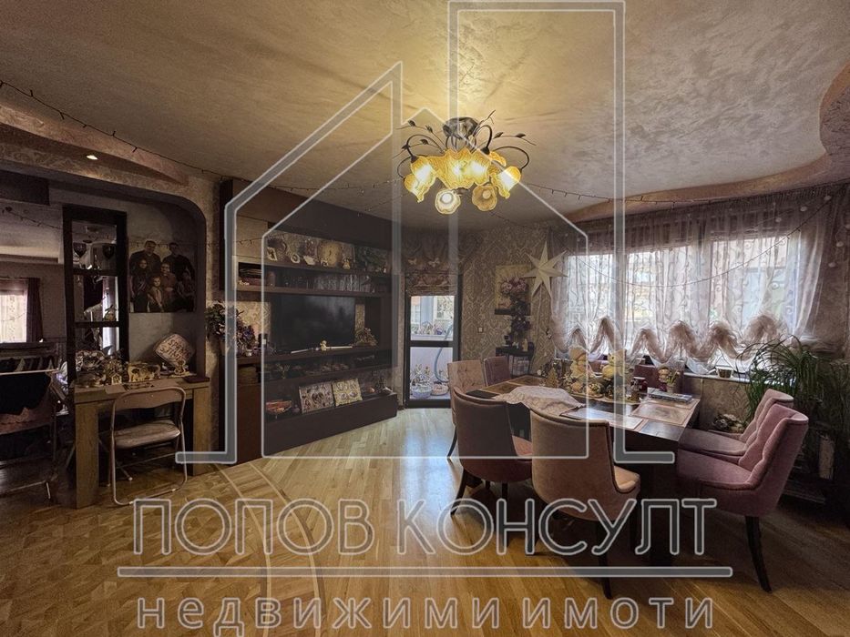 Продава се Многостаен апартамент в Пловдив, Мараша - 216 кв.м за 2547 €/кв.м - Снимка #2