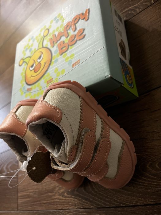 Детски обувки естествена кожа Happy Bee