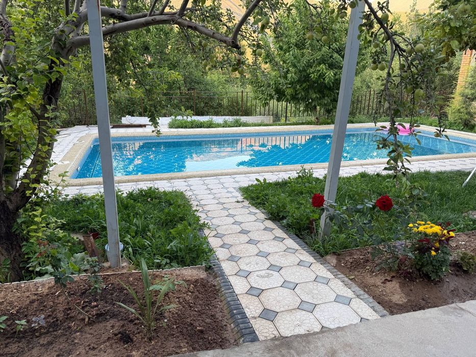 Dacha Chorvoq Дача Бирчмулла