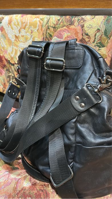 Продам кожанные рюкзаки