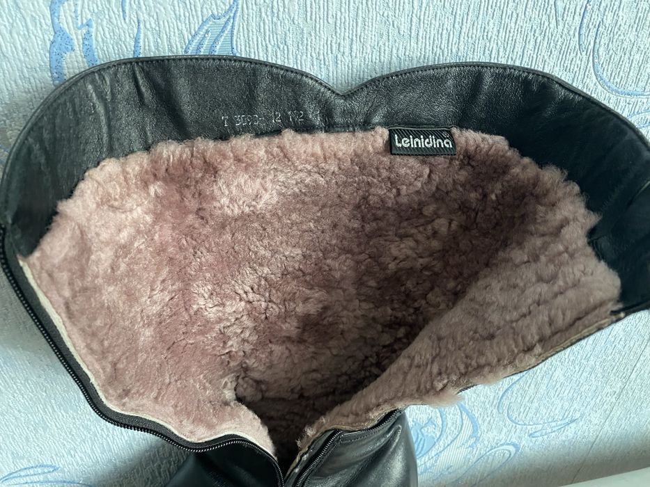 Продам Сапоги женские размер 41