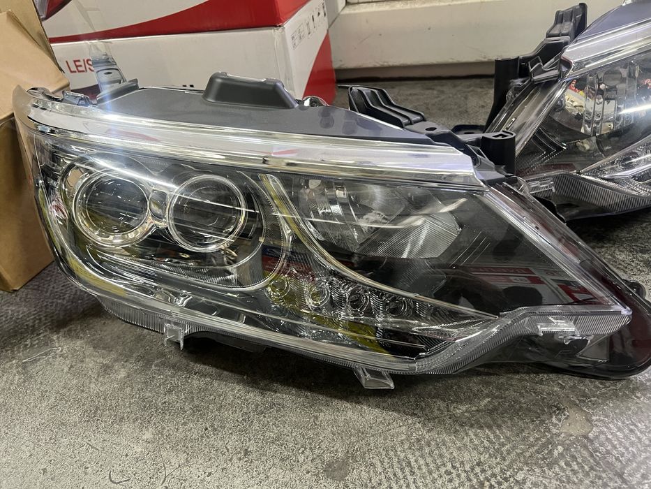 Фары на камри 55