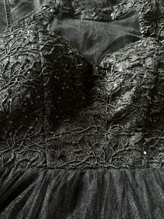 Дълга черна официална рокля - размер 38