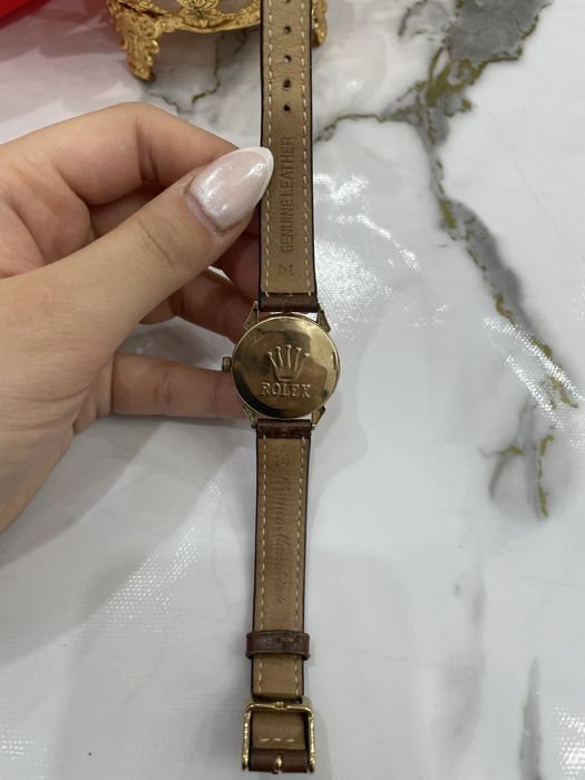 Золотые часы Rolex с бриллиантами