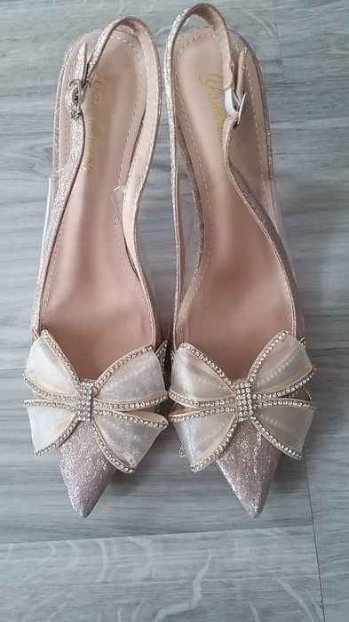 Женская обувь,  туфли босоножки