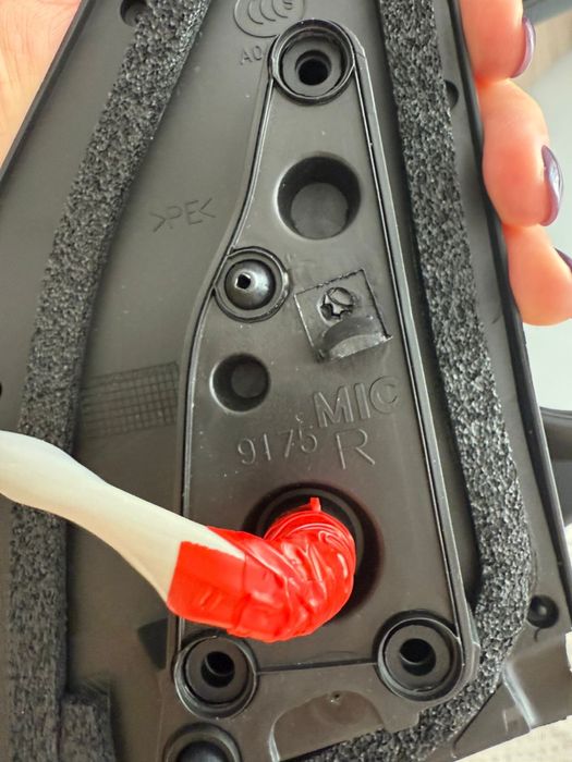 Правое зеркало рав 4