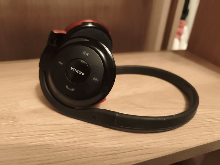 Беспроводные наушники Nokia (Bluetooth, спортивные)