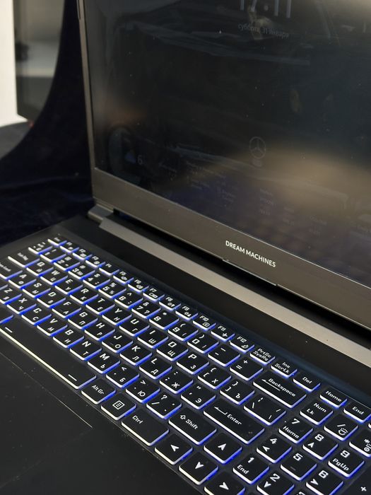 Dream machines Notebook