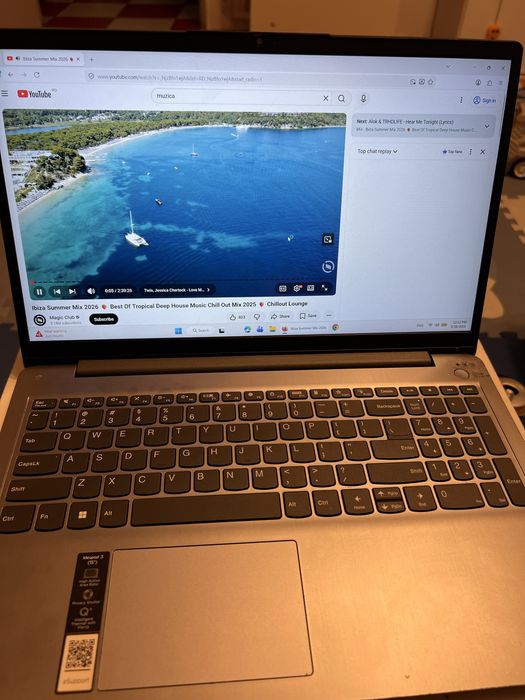 Laptop Lenovo IdeaPad 3 12 gb ram cu 128 ssd m2