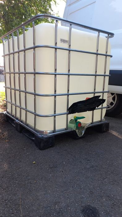 Bazin 1000L negru butoaie detașabile