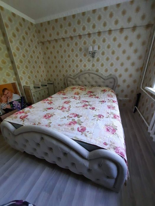 Кровать двухспальная