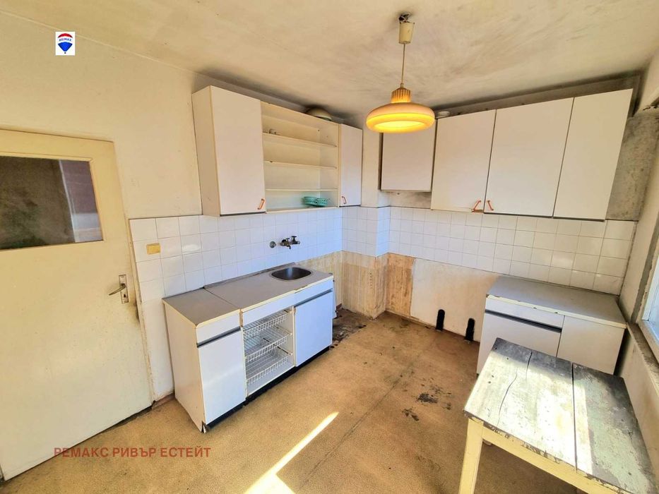 Продава се Тристаен апартамент в Русе, Дружба 1 - 80 кв.м за 526 €/кв.м - Снимка #5