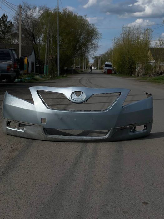 Бампер Toyota Camry